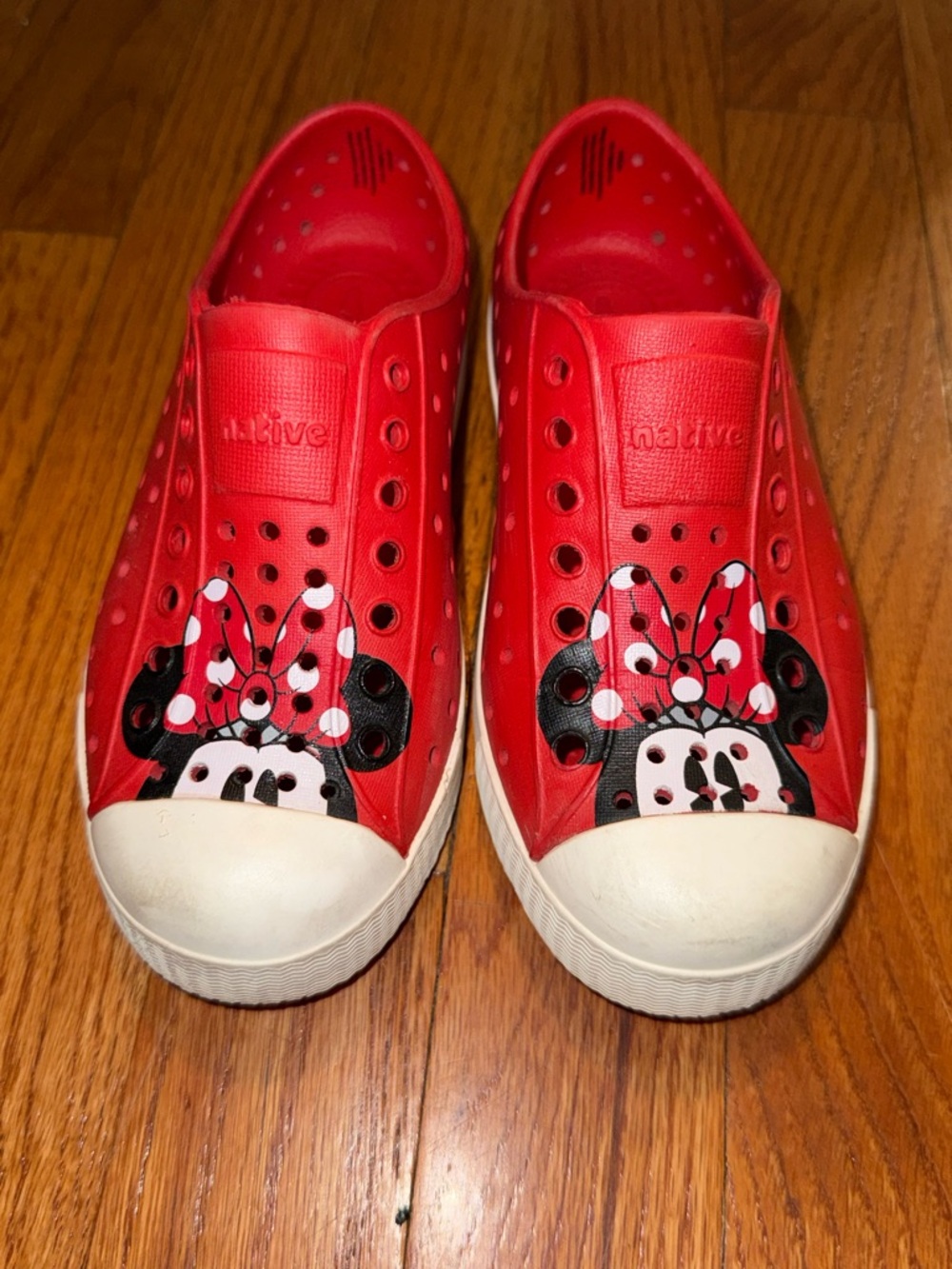 Native Shoes x Disney Minnie Mouse Jefferson shoes